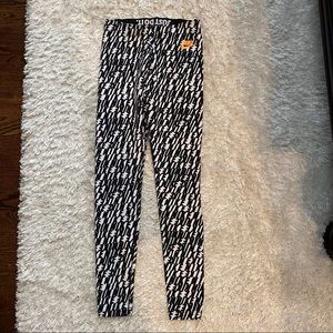 Nike logo leggings